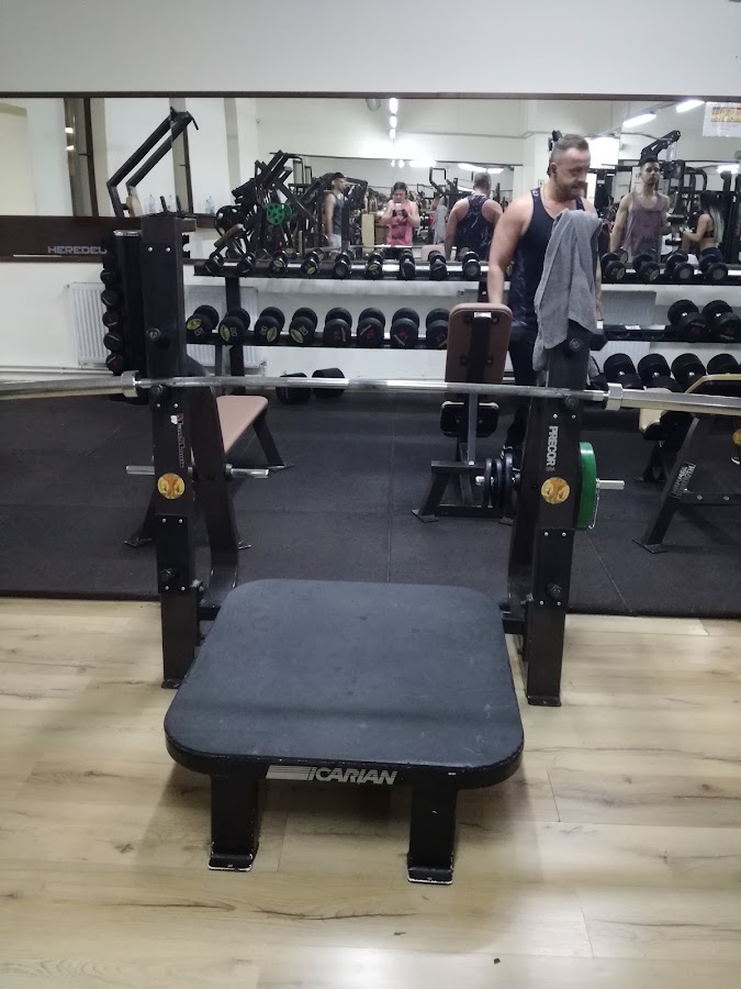 Foto di Heredeu Gold Gym One