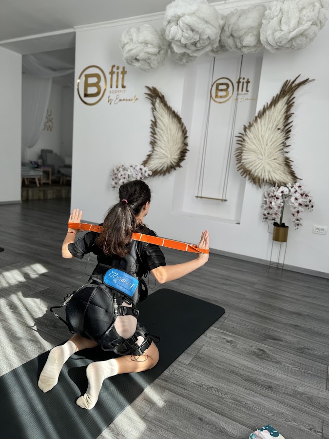 Foto von Bodyfit EMS – Antrenamente EMS Personalizate, Planuri Nutriționale și Recuperare Post-Operatorie