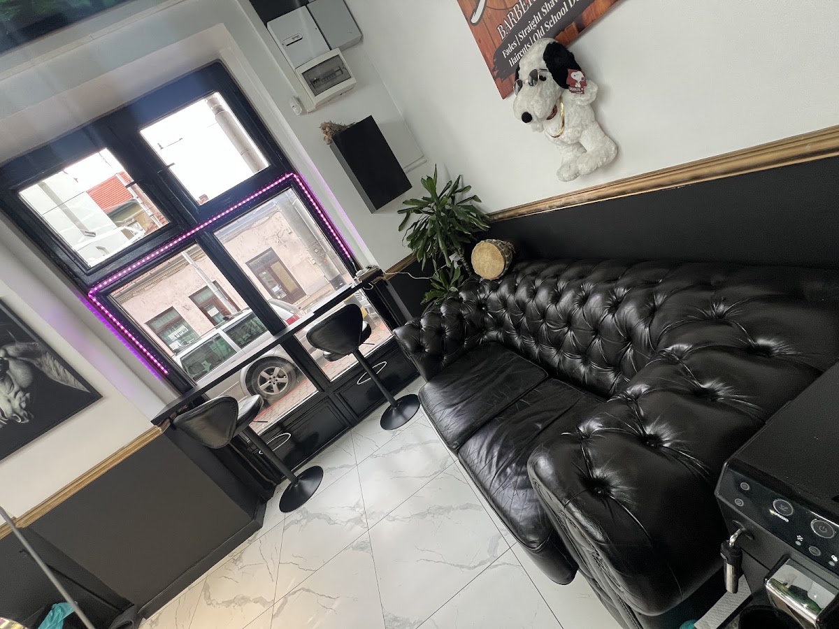 Foto di Salon Snoopy BarberShop
