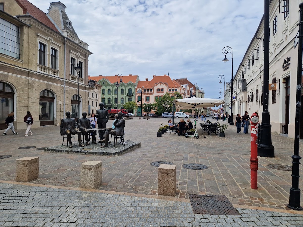 Photo de Theater square