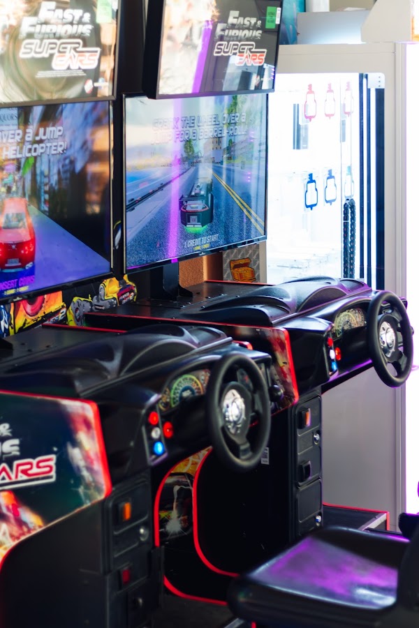 Photo of SHOT Arcade - Felix