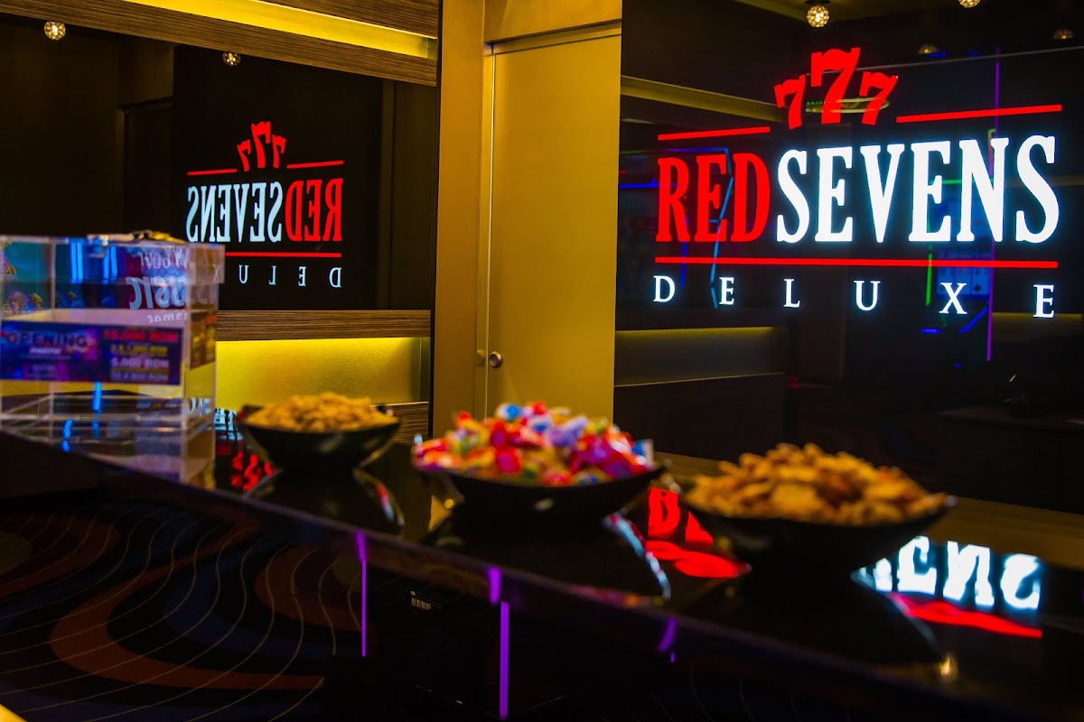 Foto di Red Sevens 777 Deluxe