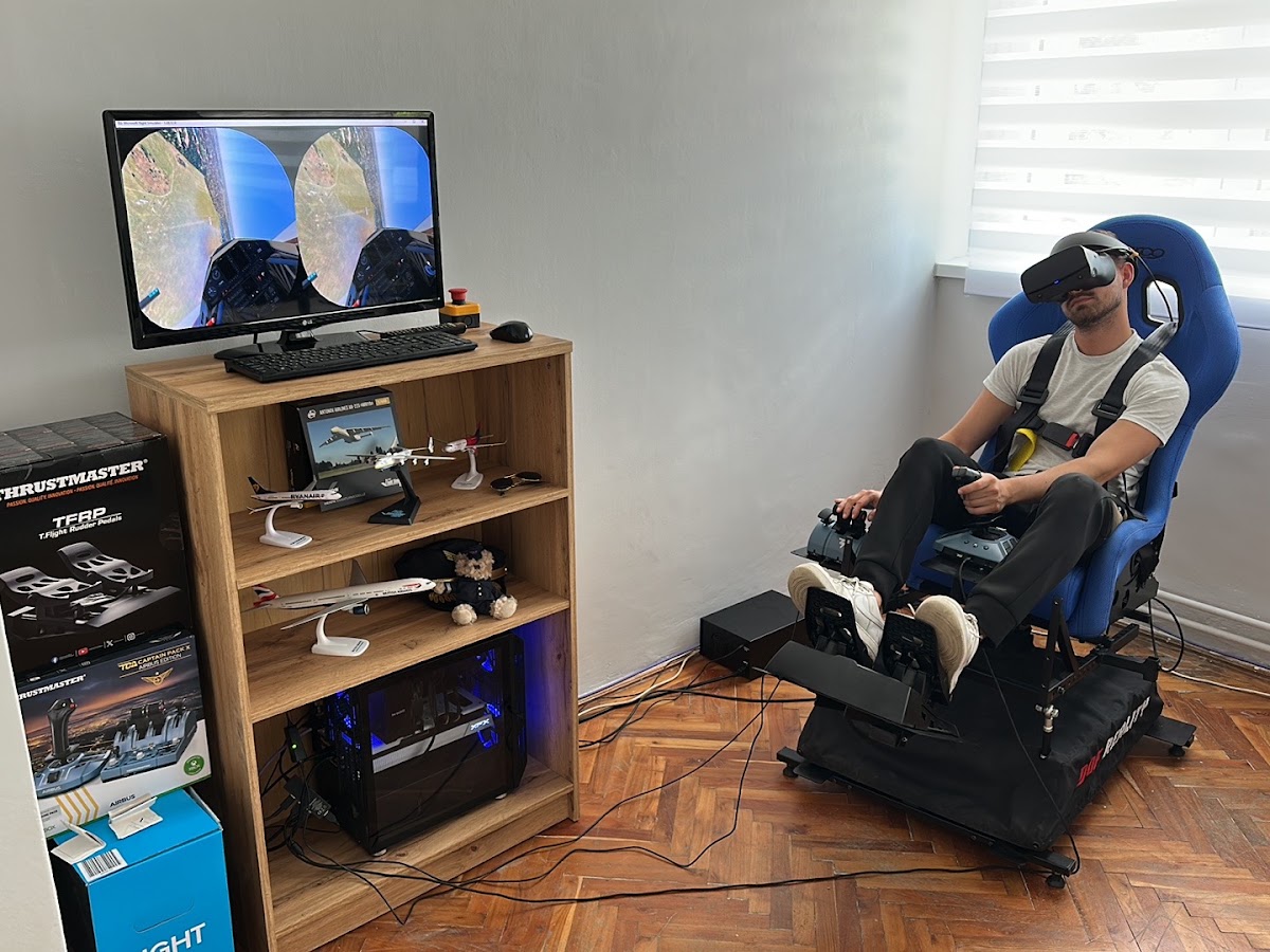 Foto di SkyPilot Vr + Mozgó Repülőgép Szimulátor Hajdúszoboszló