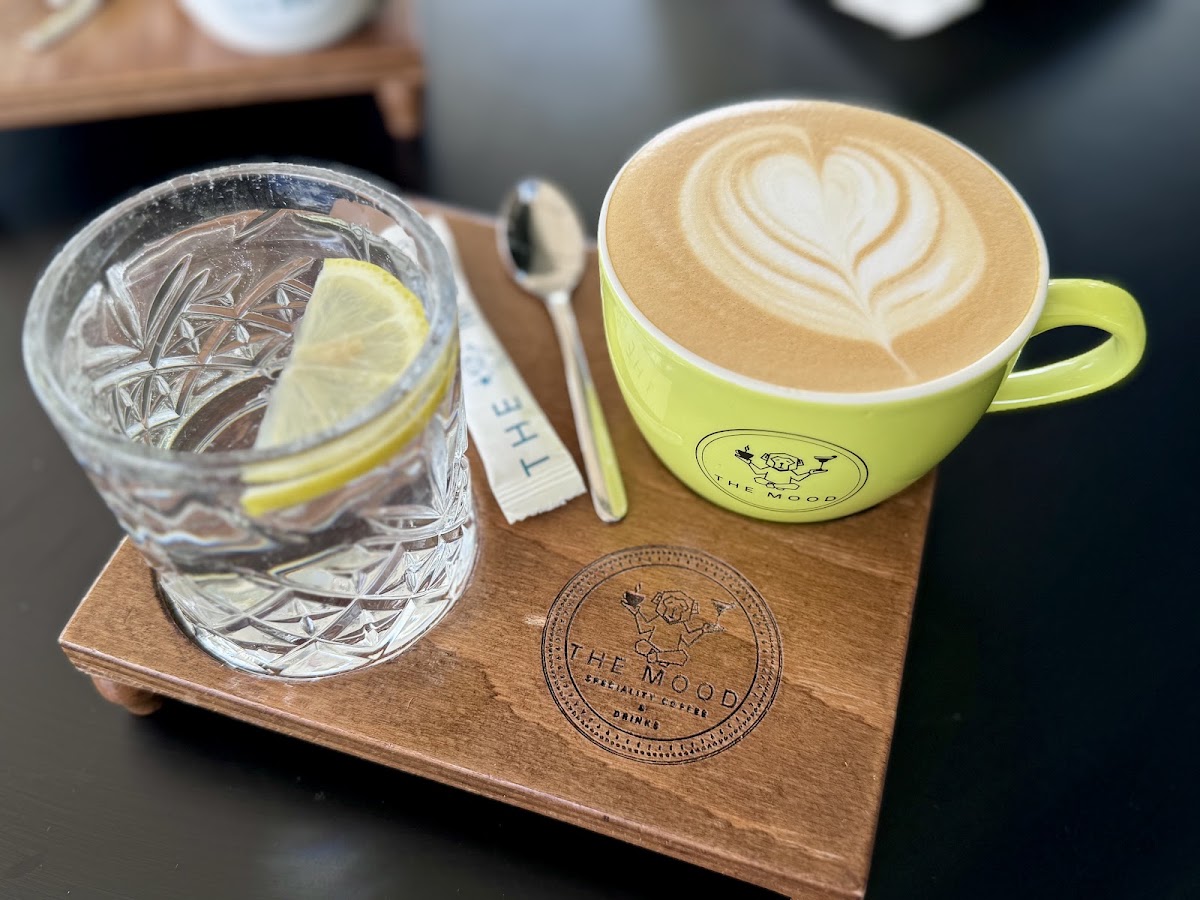Fotografie de THE MOOD - speciality coffee & drinks