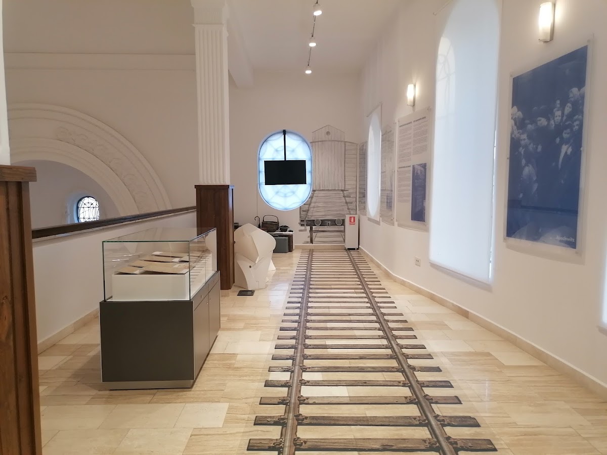 Foto von Sinagoga Aachvas Rein Rein - Muzeul Istoriei Evreilor din Oradea