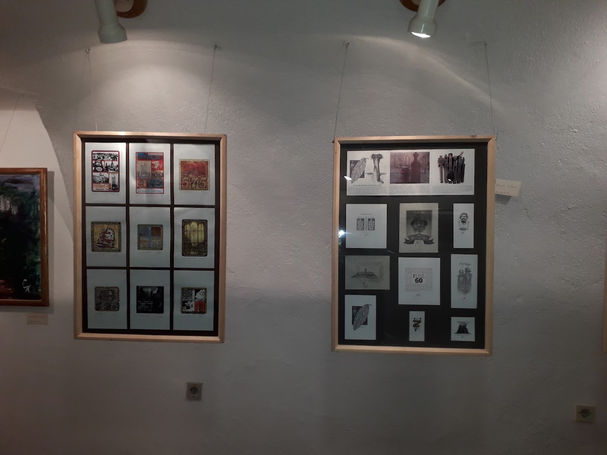 Foto di Biblioteca Bunyitay