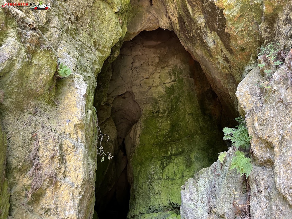 Photo of Peștera Bătrânului