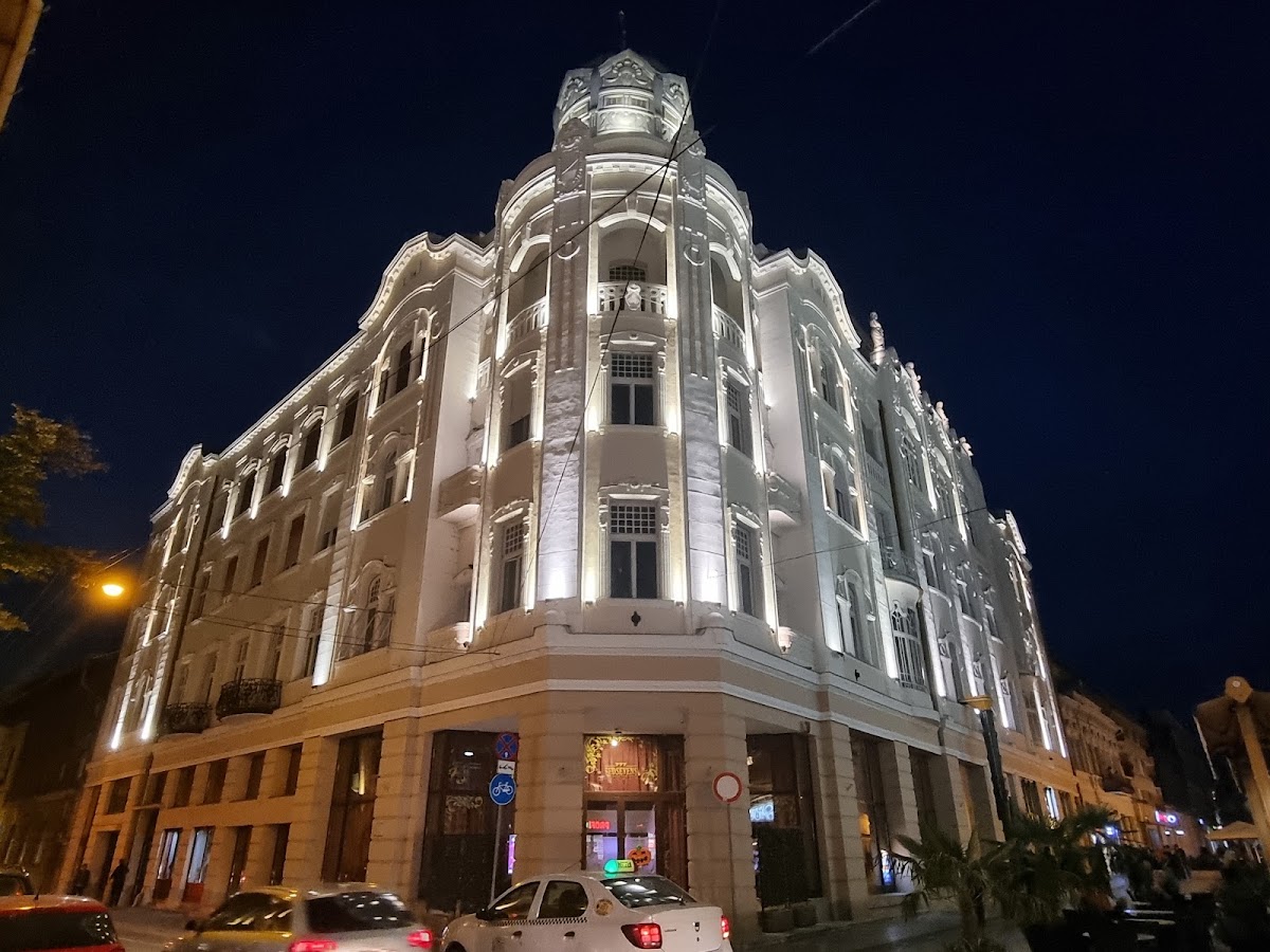 Photo of Palatul Apollo