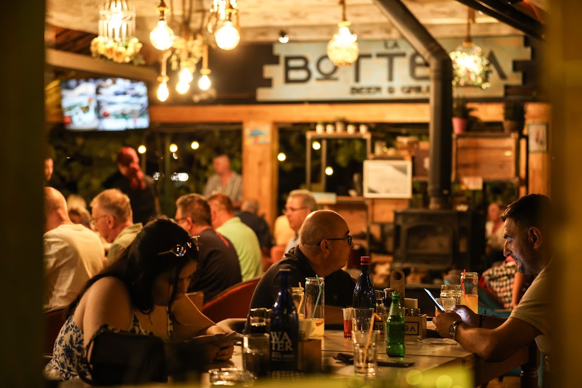Photo of La Bottega - bucatarie urbana