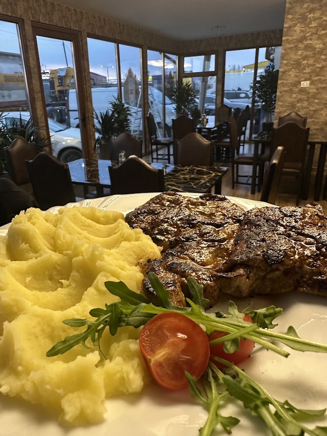 Foto von West Grill Restaurant