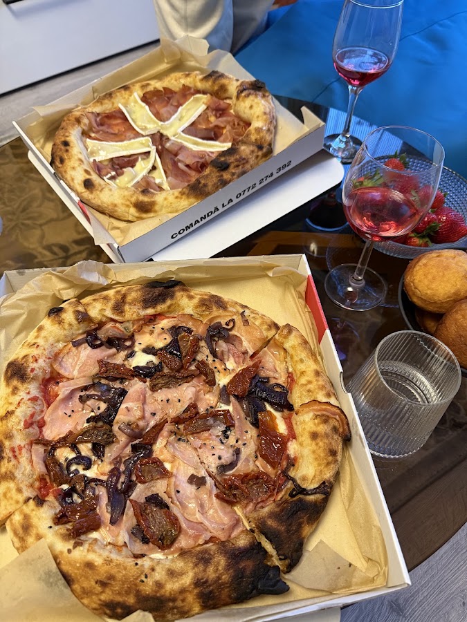 Fotografie de AGORA Delivery