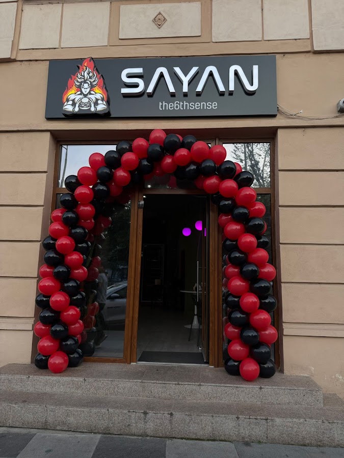 Fotografie cu Sayan Podgoria