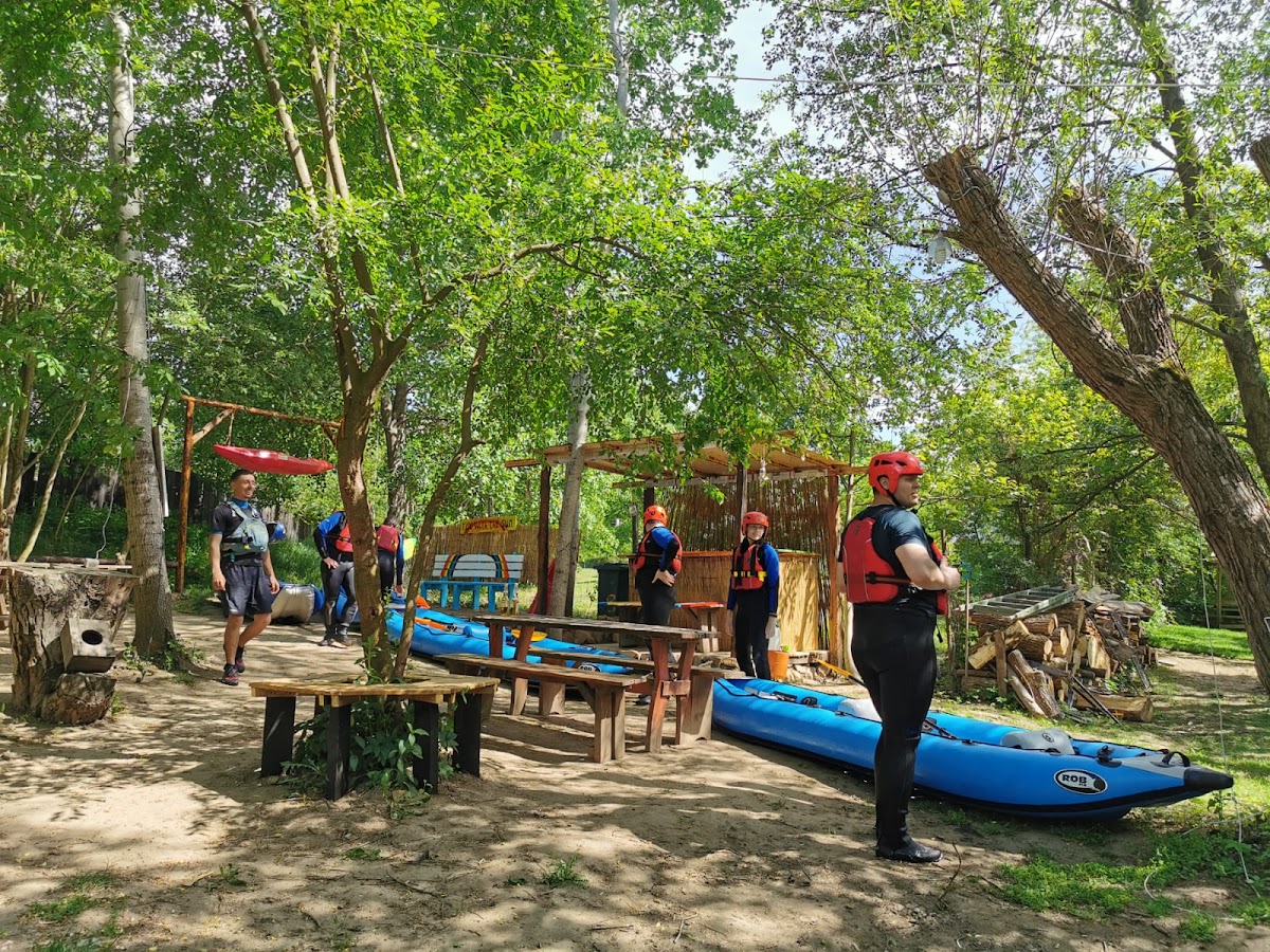 Photo de Baza Rafting Master Adventure Vadu Crisului