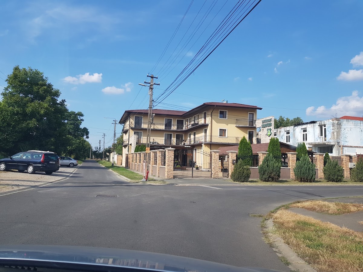 Photo of Subcetate