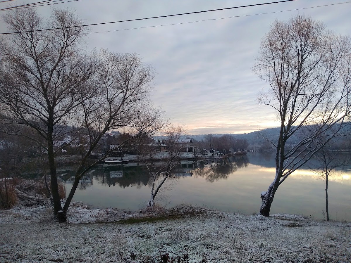 Foto di Lacul Hanul Pescarilor