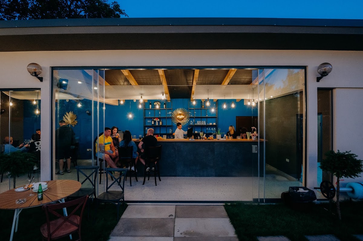 Fotografie de Rural Studio - Pool, party and drinks