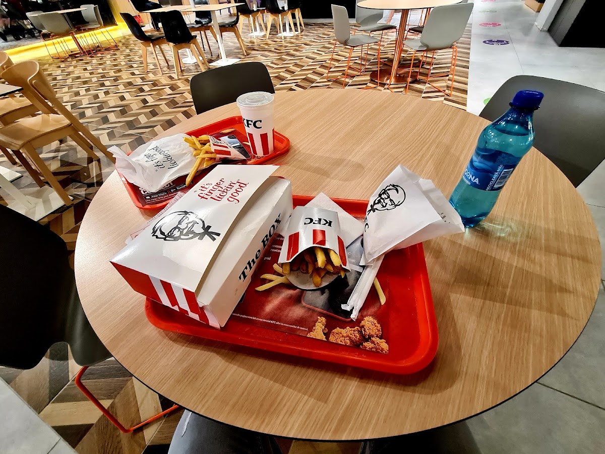 Fotografie de KFC Arad Atrium