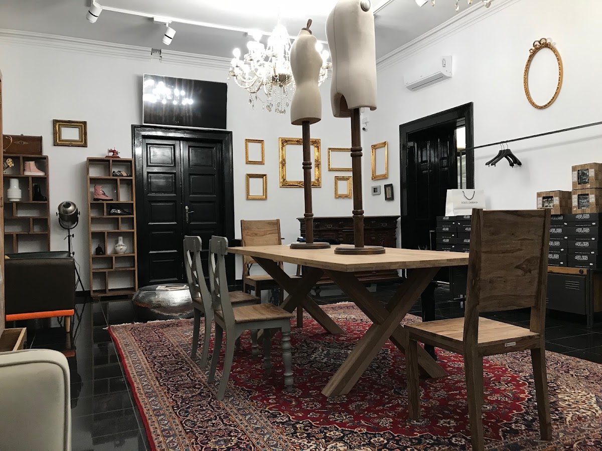 Photo of Casian Fashion