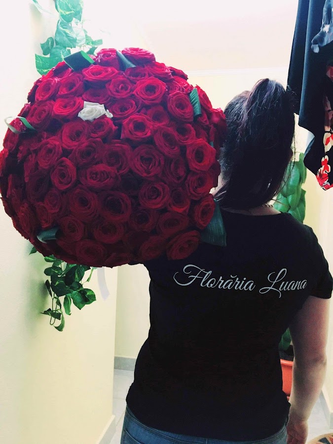 Photo de Florăria Luana Oradea