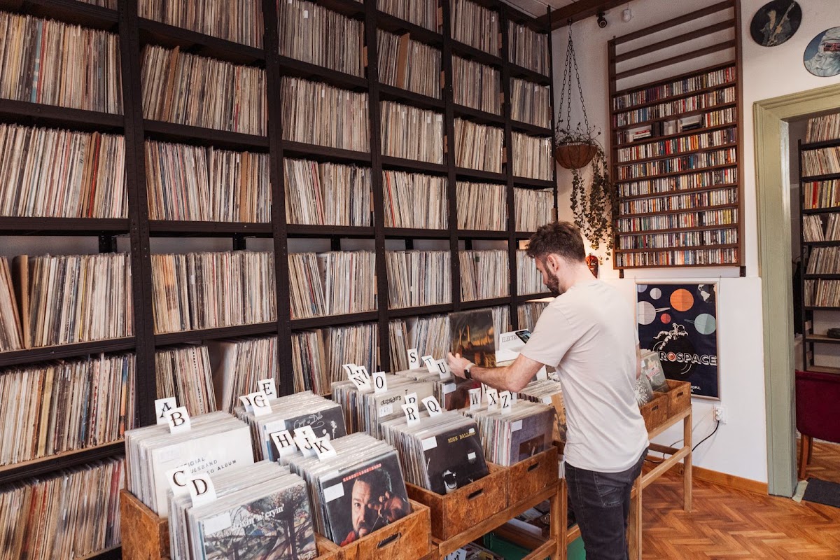 Photo of Retrospace