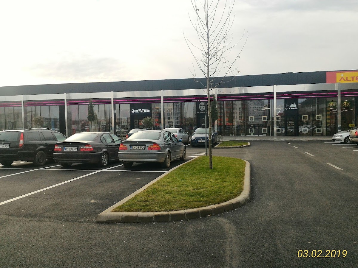 Foto di Lotus Retail Park