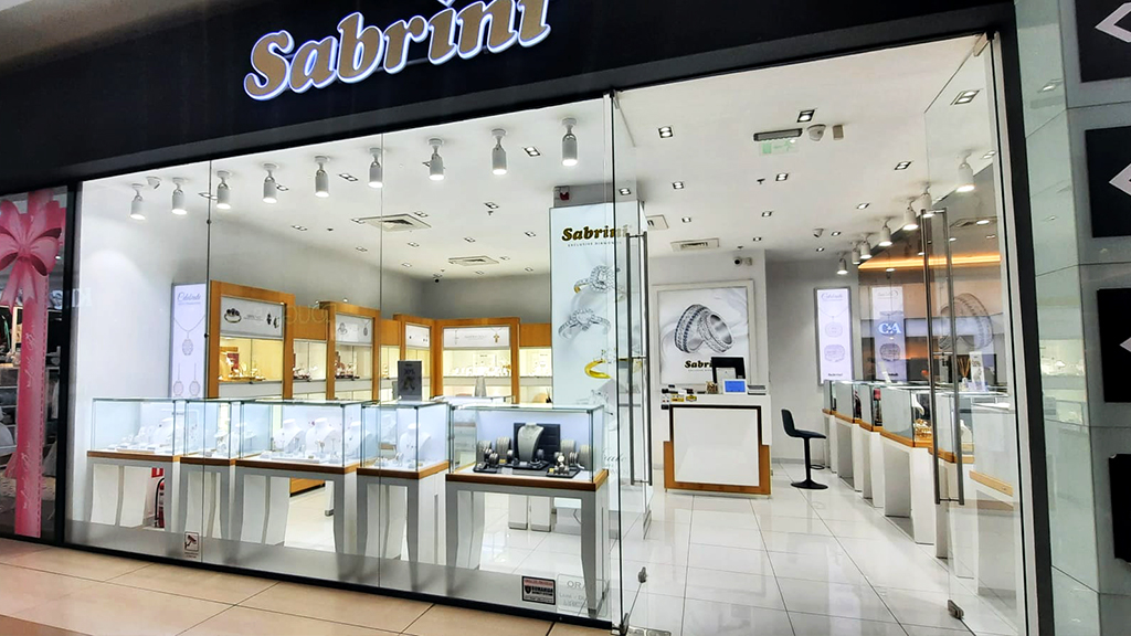Photo of Sabrini - Lotus Center Oradea