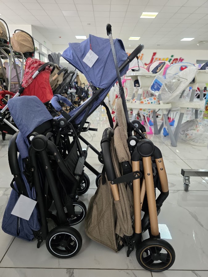 Photo of Mini Junior - Showroom