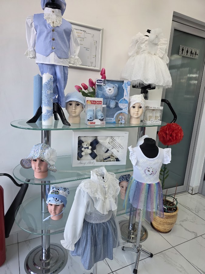Foto di Mini Junior - magazin Nufărul