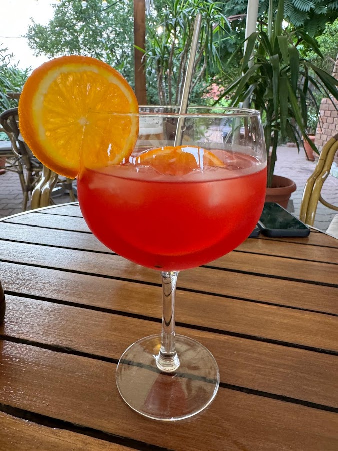 Foto von Vama Veche - Cafe & Spirits