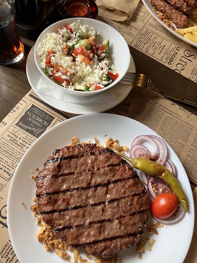 Foto von Restaurantul sârbesc Zora Je