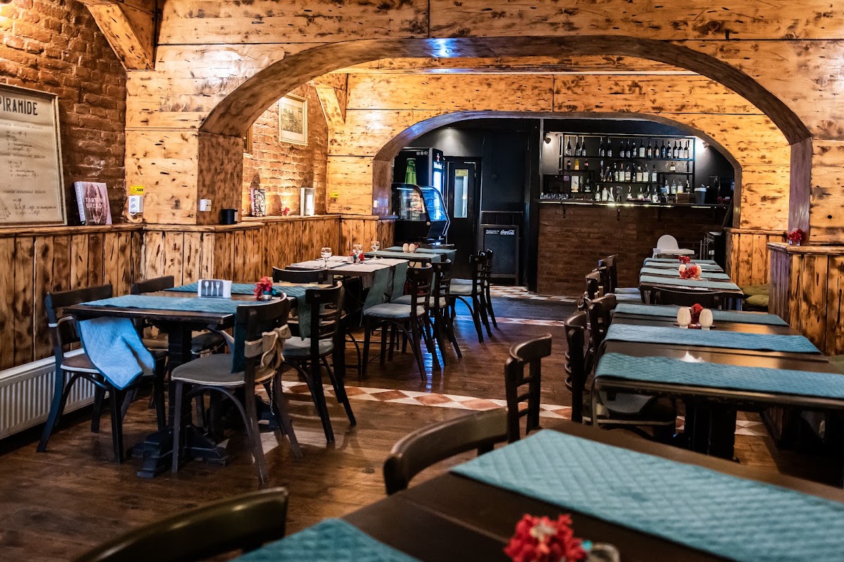 Photo of PIQUANT Restaurant Pitești