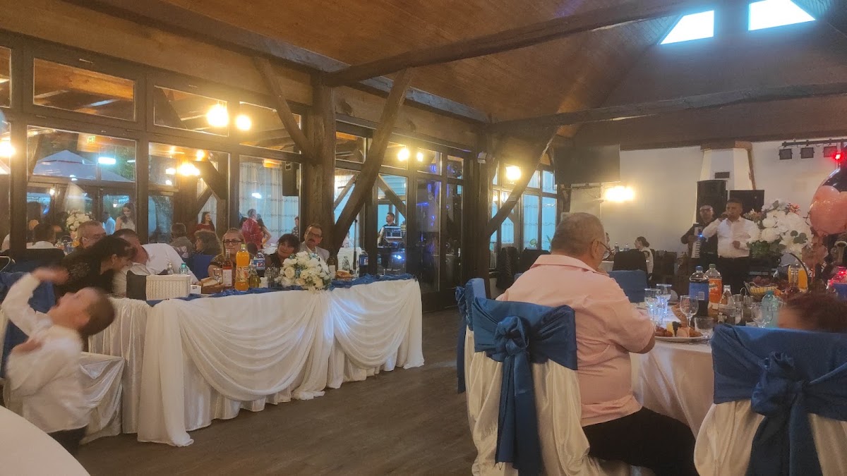 Photo of Restaurant Parc ''Șura lui Ilea''