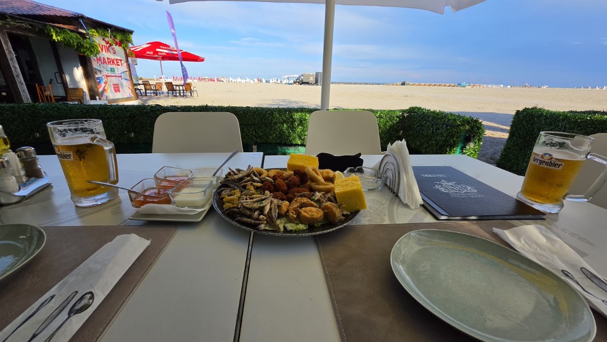 Foto di RESTAURANT PESCARESC MAJESTIC