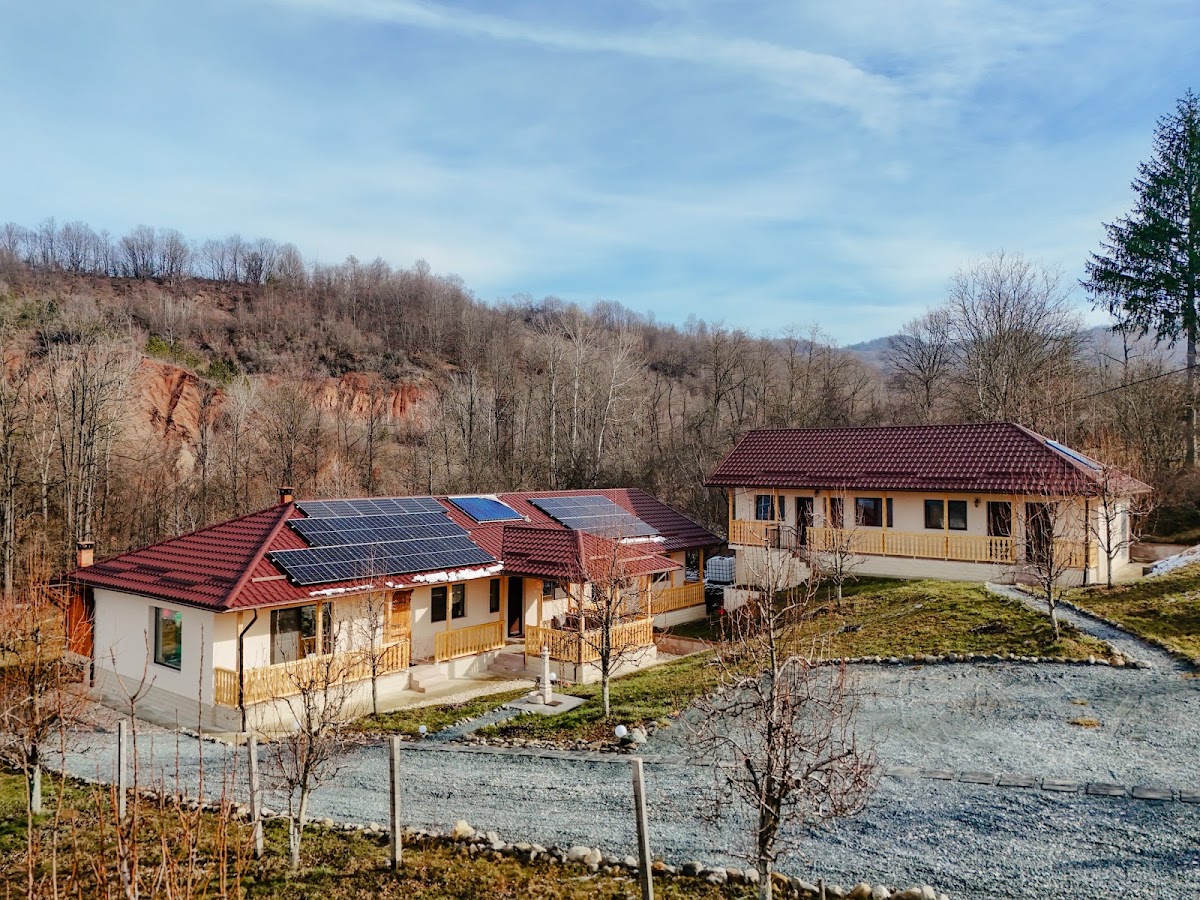 Photo de La Familia Dorcea - Casă de oaspeți & Punct Gastronomic Local