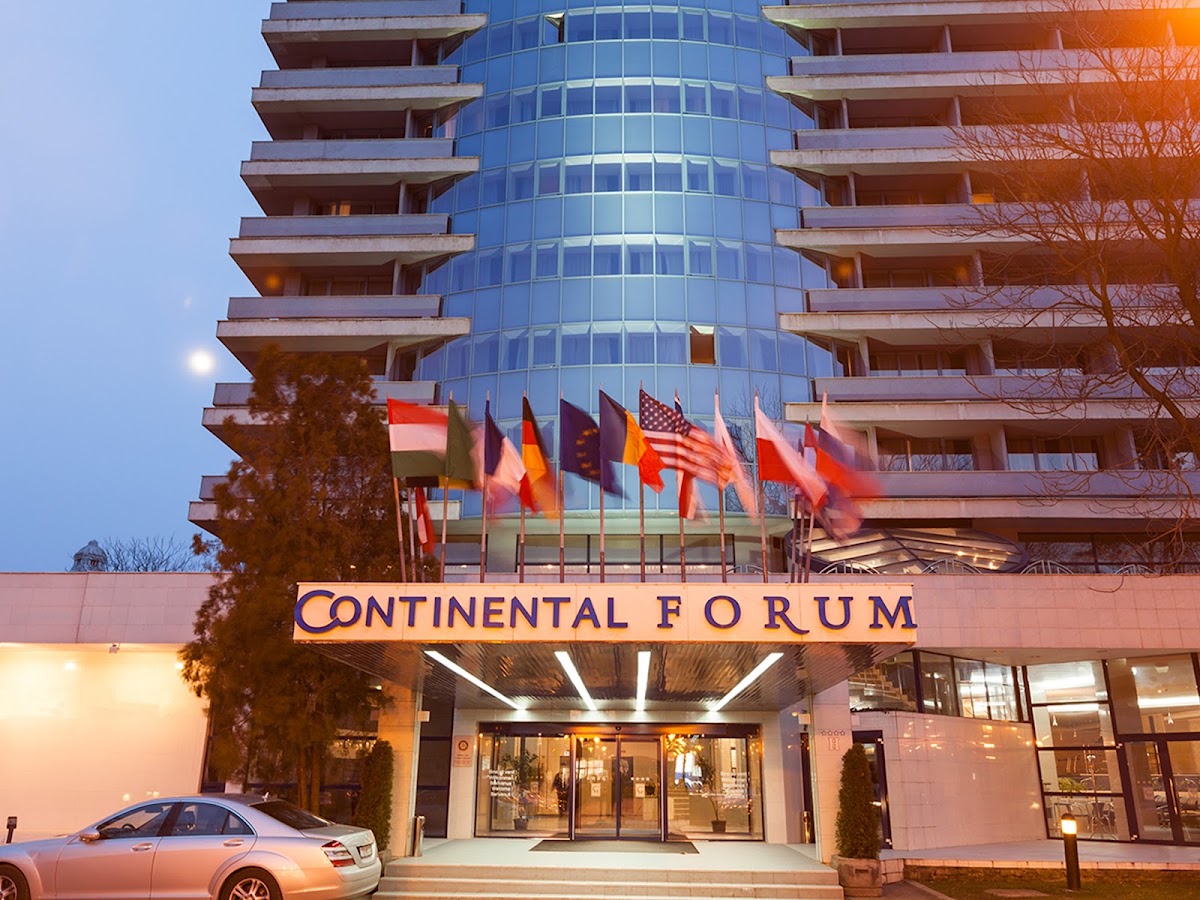 Photo of Hotel Continental Forum Arad