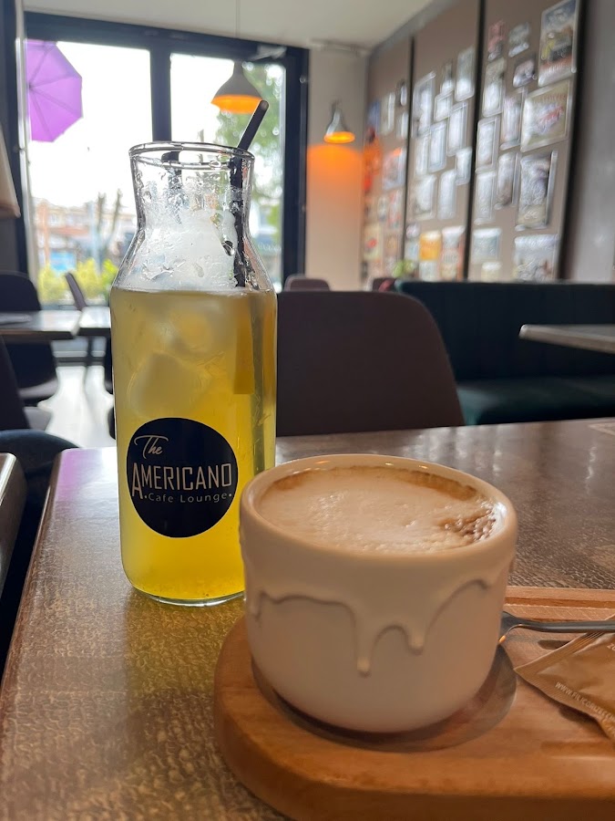 Foto von Americano Coffe Lounge