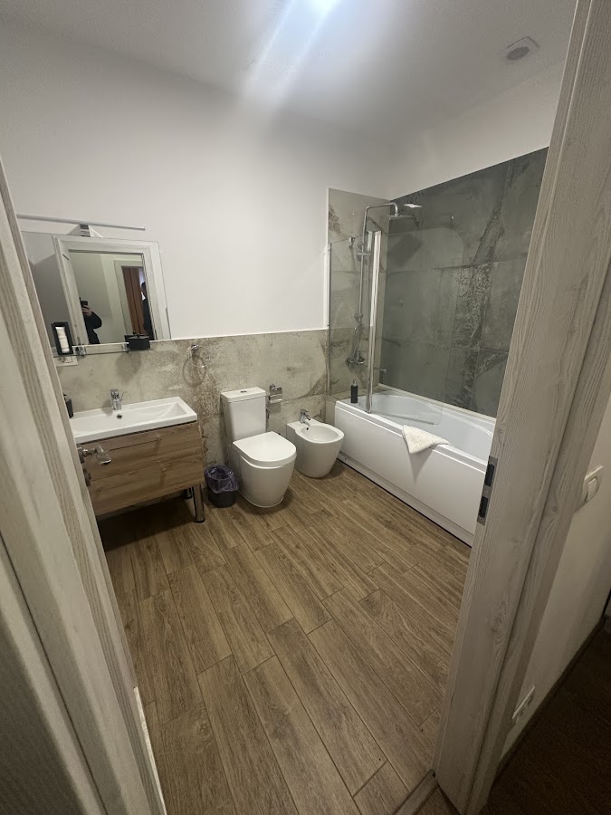 Photo de ARI Central Apartments