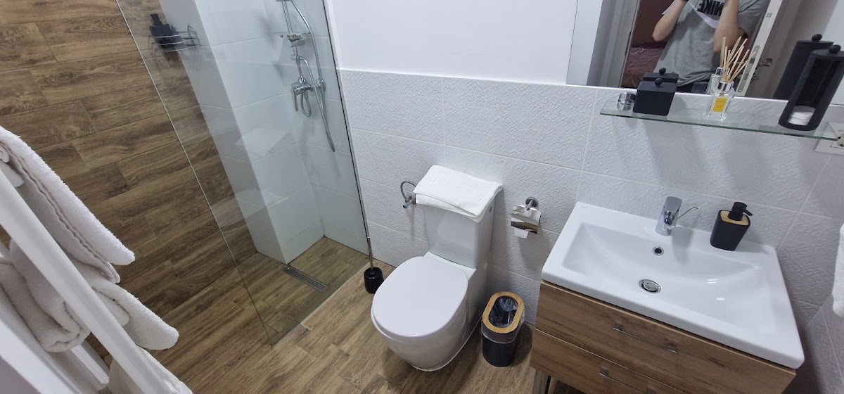 Photo de ARI Central Apartments