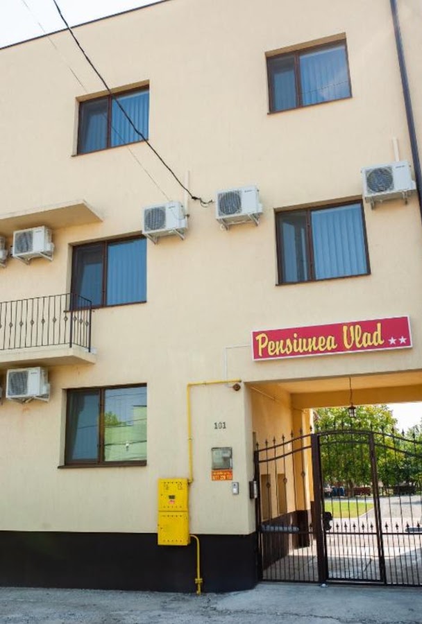 Photo of Cazare Pensiuni Ieftin Arad