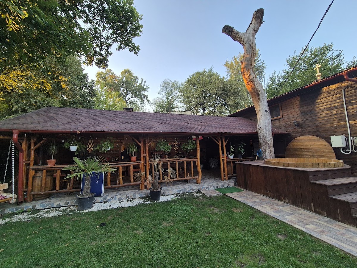 Photo of Refugiul Rustic - Ciubar cu jacuzzi Arad