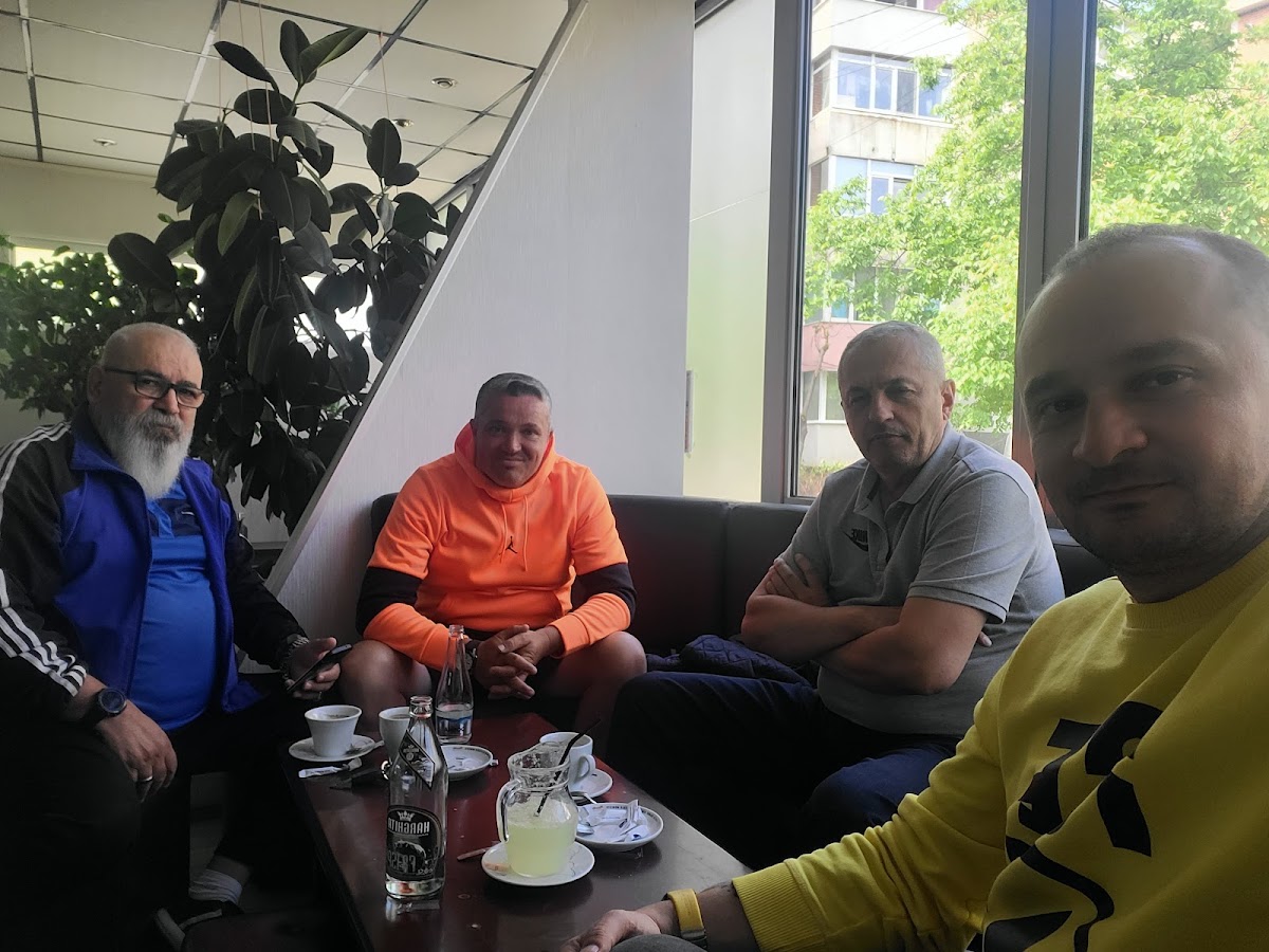 Foto von CAFENEA 'LA RADU'