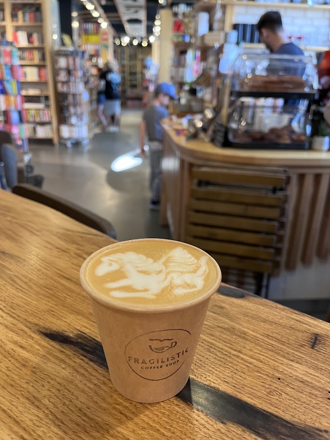 Foto von FRAGILISTIC Coffee Shop