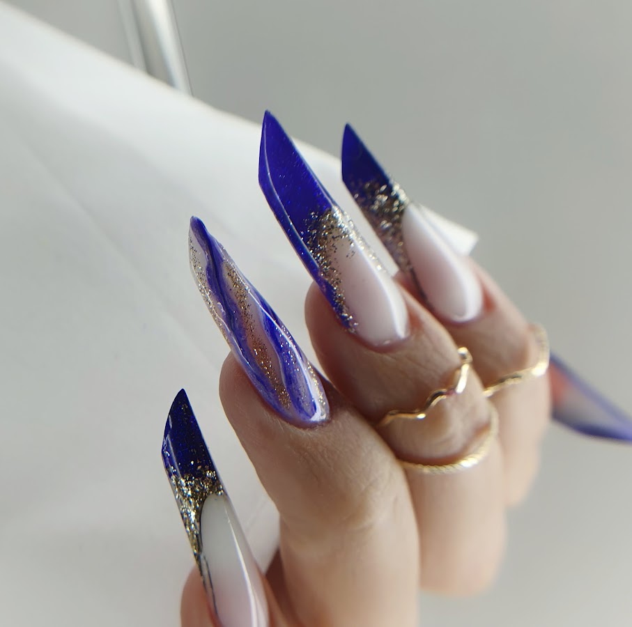 Foto von Cătălina Tomuț Nail Artist