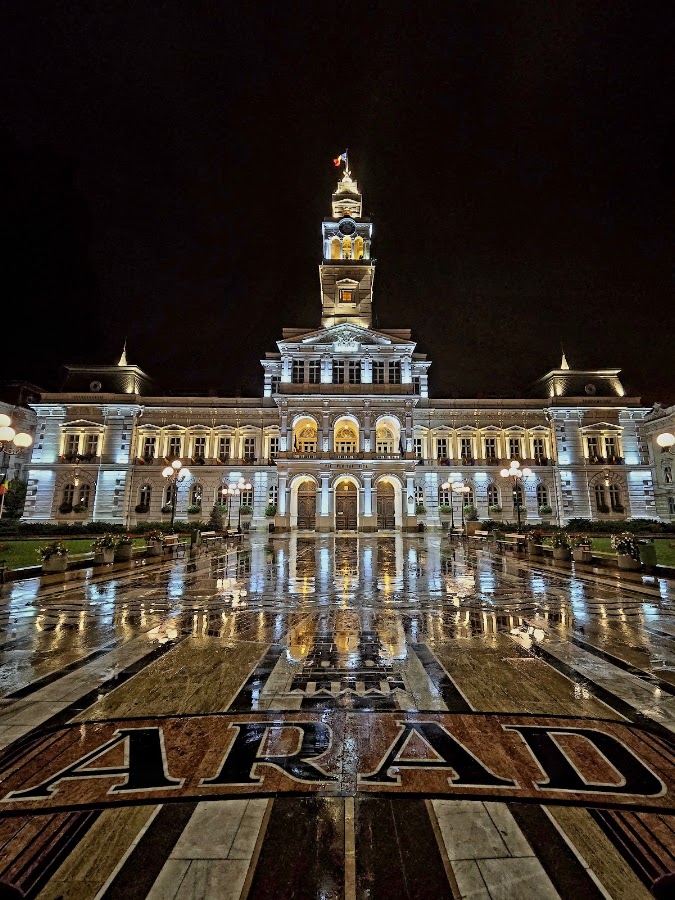 Fotografie de Arad City Hall Square