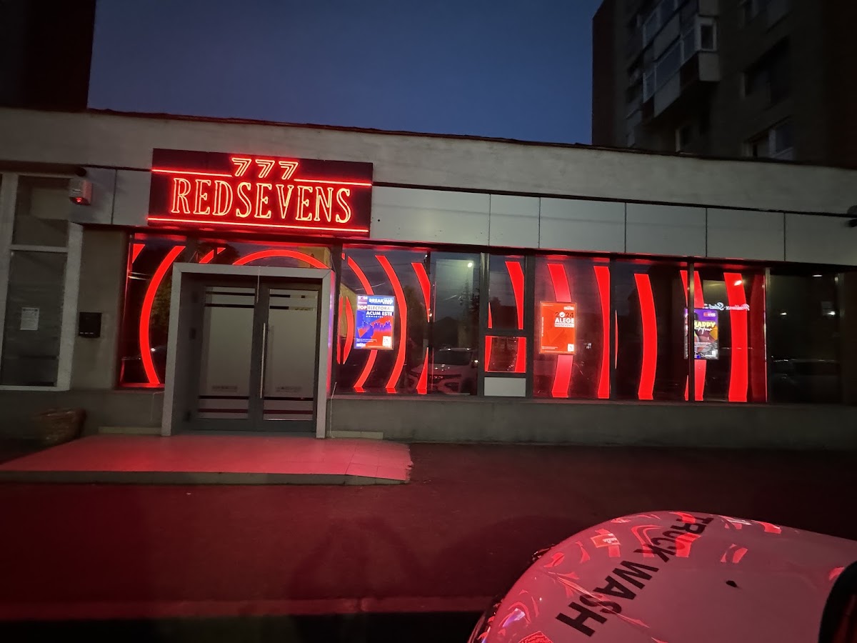 Foto von Red Sevens 777