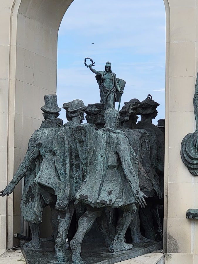 Foto di Hungarian Statue of Liberty