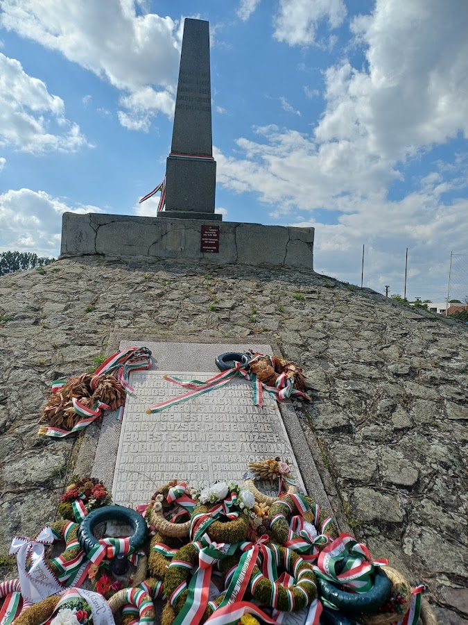 Fotografie de Monumentul celor 13 Martiri de la Arad