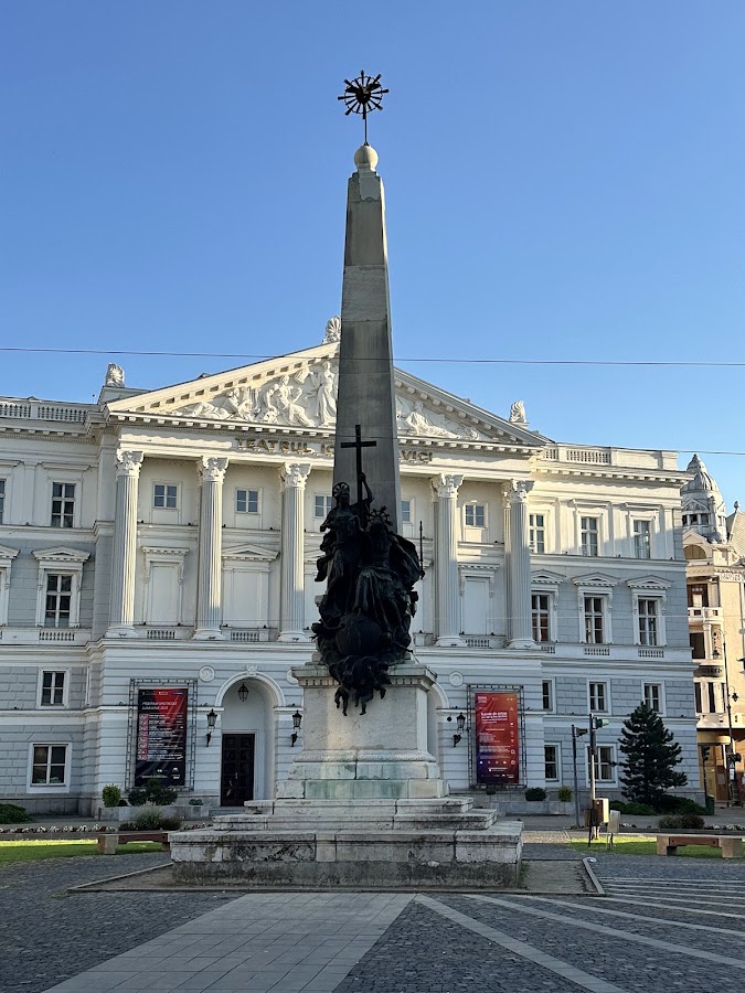 Photo of Monumentul Sfintei Treimi Arad