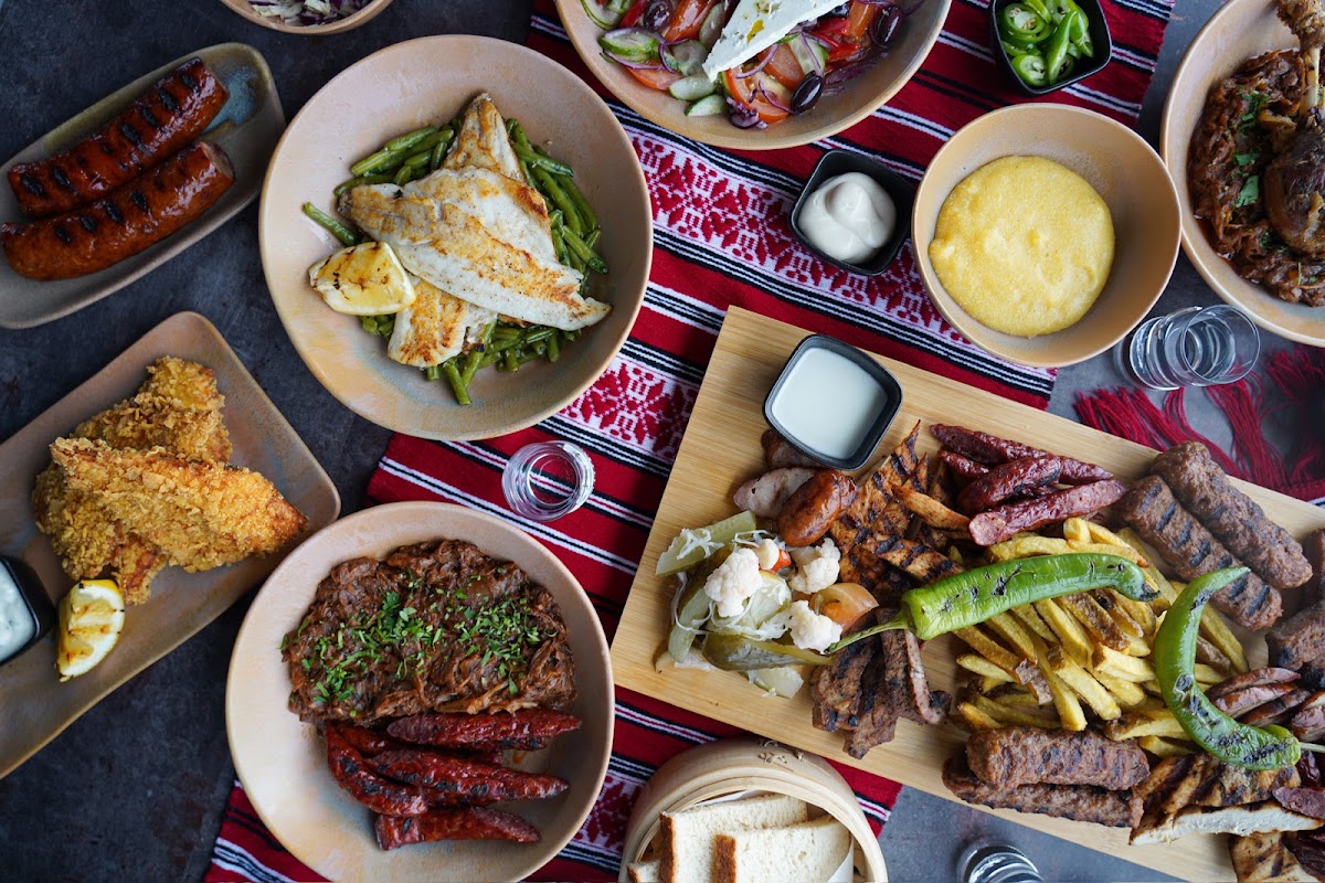 Photo de Origini - Restaurant Romanesc