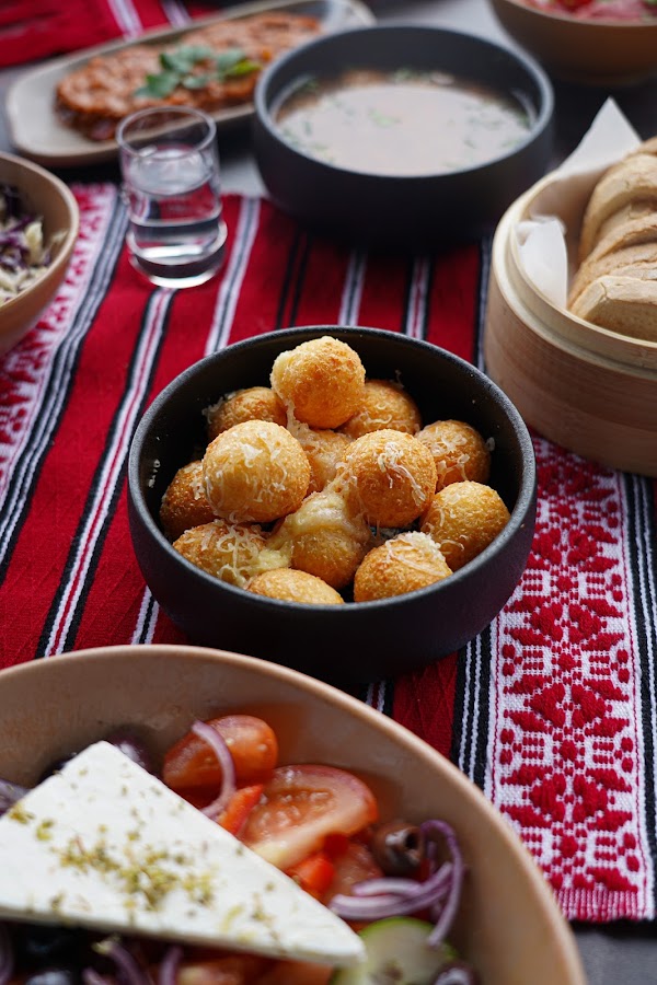 Photo de Origini - Restaurant Romanesc